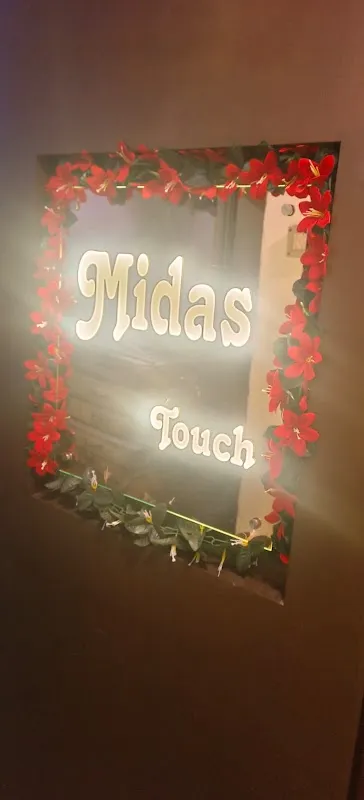 Midas Touch Family Spa in Girgaon- Spa in Charni Road