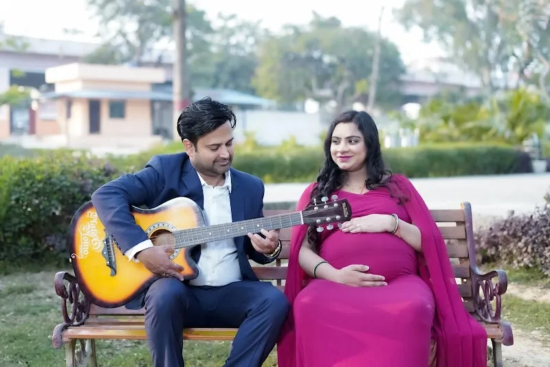 Bhupen`s Studio -Best Maternity Photoshoot in Lucknow | Baby Photoshoot
