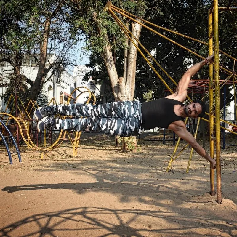 Vatsal Shah - Calisthenics & Fitness Coach