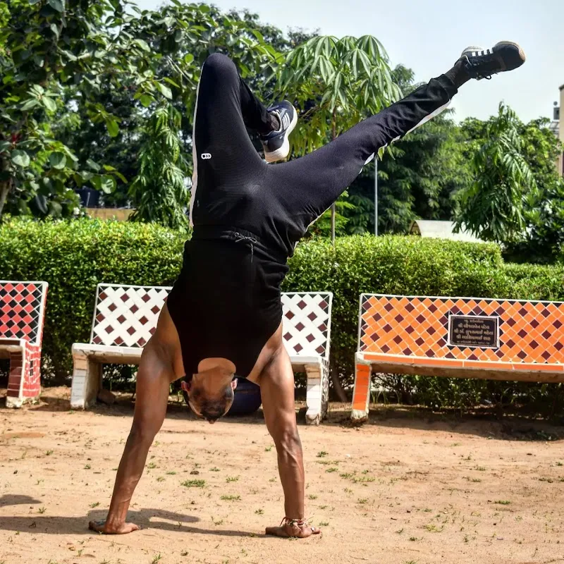 Vatsal Shah - Calisthenics & Fitness Coach