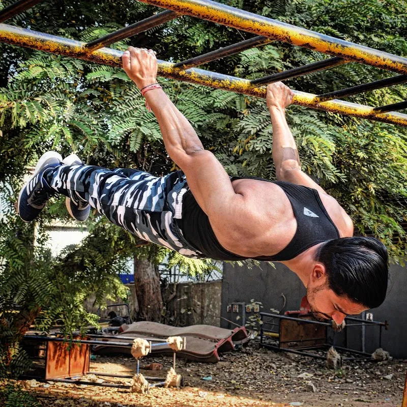 Vatsal Shah - Calisthenics & Fitness Coach