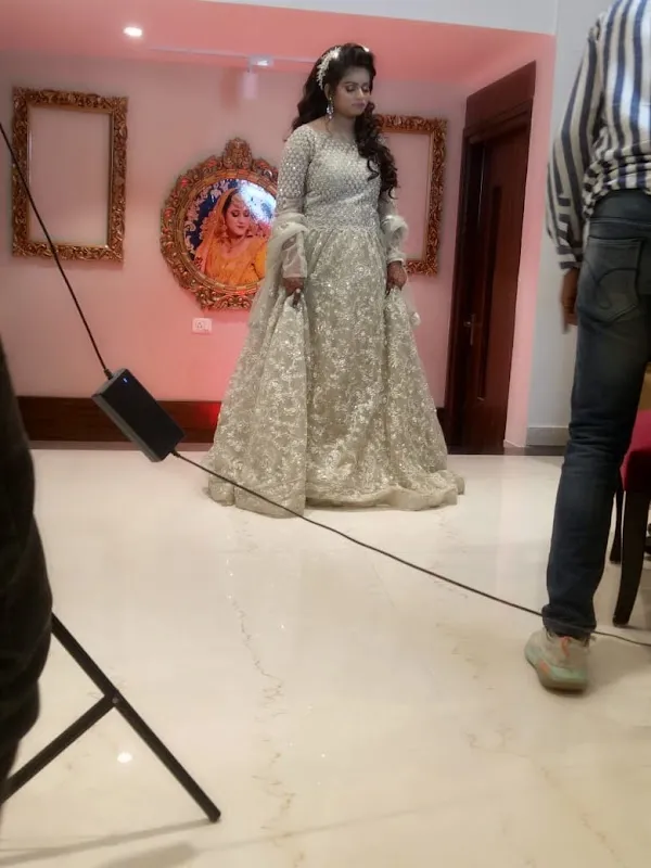 Esha’s Salon & Academy