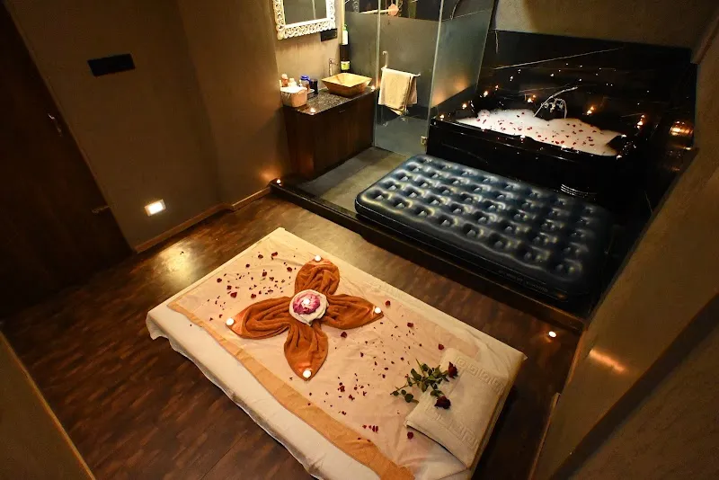 Royal Oak Spa Kharghar