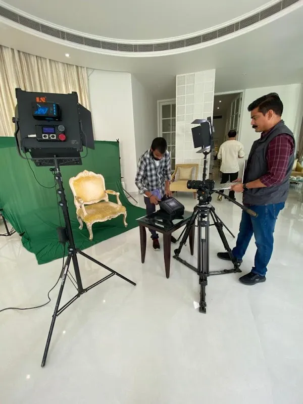 Muzic Series Entertainment Recording Studio
