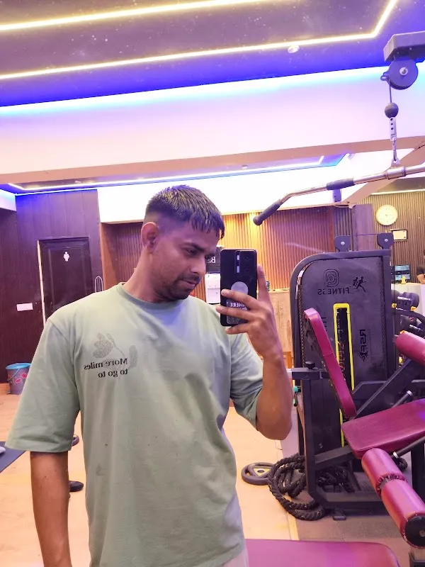 @Fitness Gym Alaknanda Market