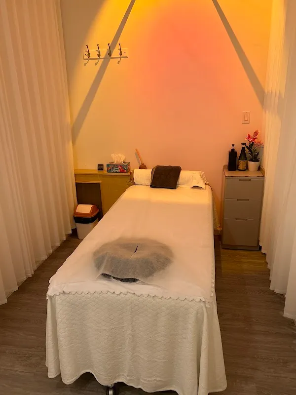 Flow Day Spa