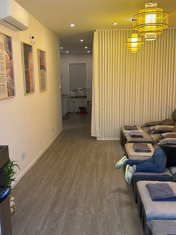 Flow Day Spa
