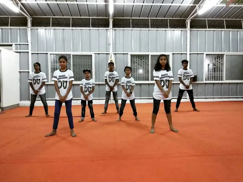 DANCE UNIVERSE INSTITUTE