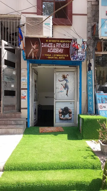 DANCE AND FITNESS ACADEMY (D.F.A)
