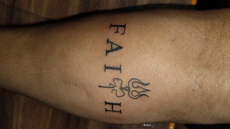 Line And Dot Tattoo Studio