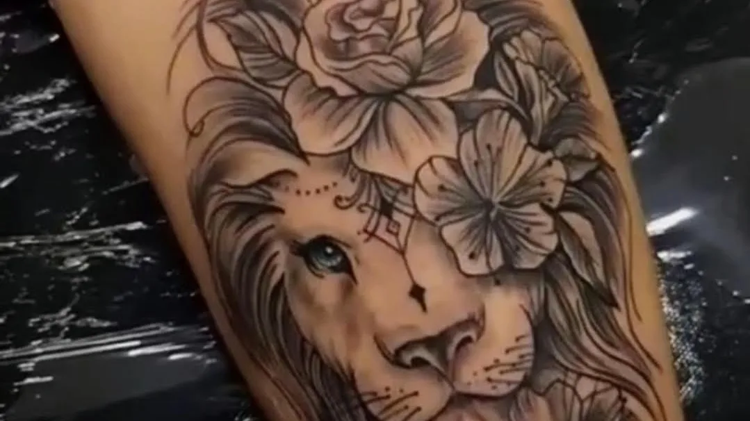 The dots and lines tattoo studio