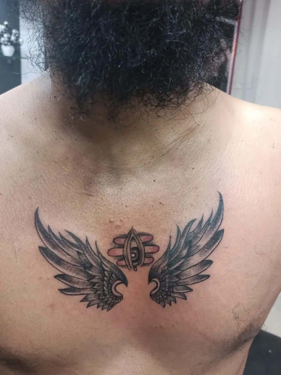 The dots and lines tattoo studio