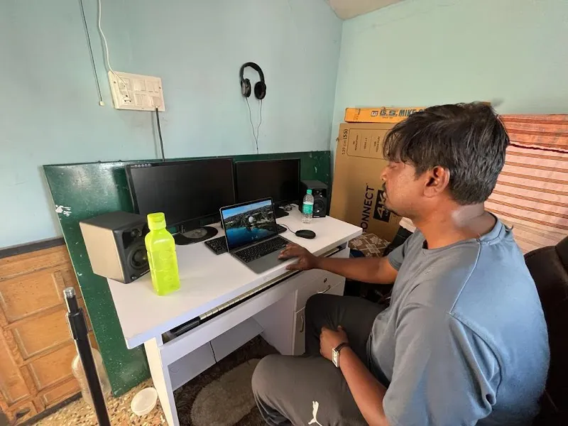 Studio Guru