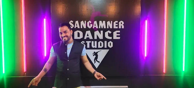 SANGAMNER DANCE STUDIO