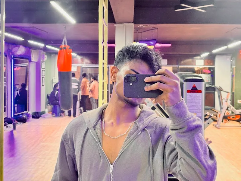 THE WELLNESS CLUB XPRESS GYM