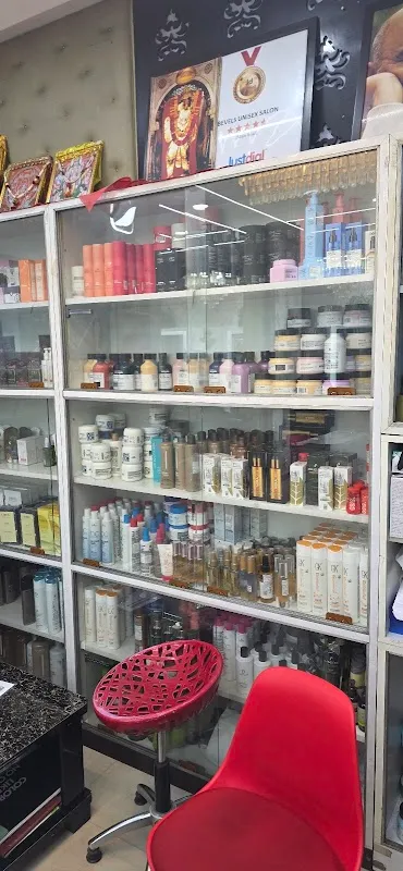 Jawed Habib Bevels Salon