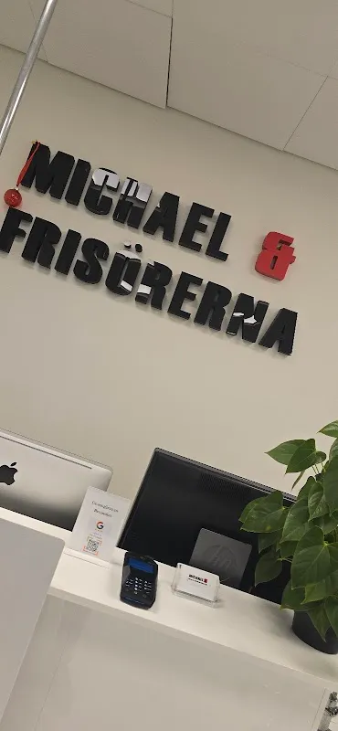 Michael & frisörerna