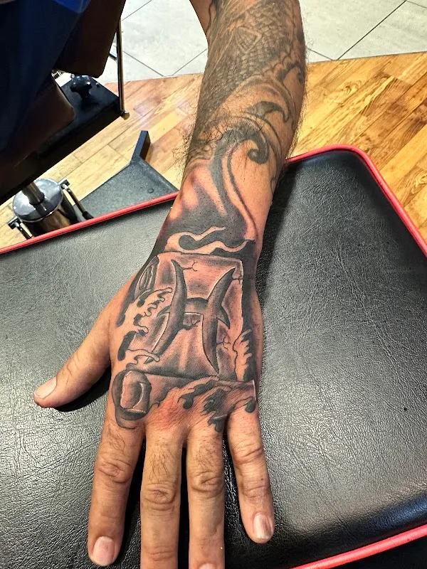 Prix Tattoo Studio & Body Piercings