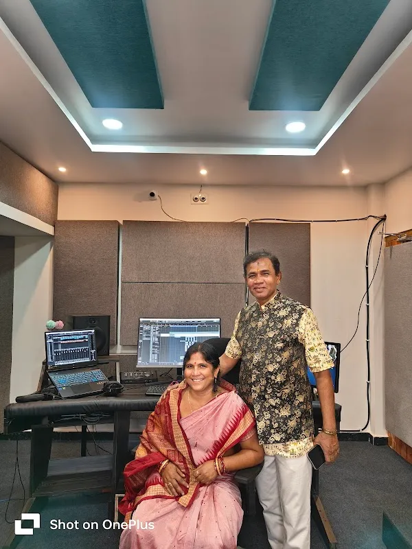 ROSRAJ STUDIO