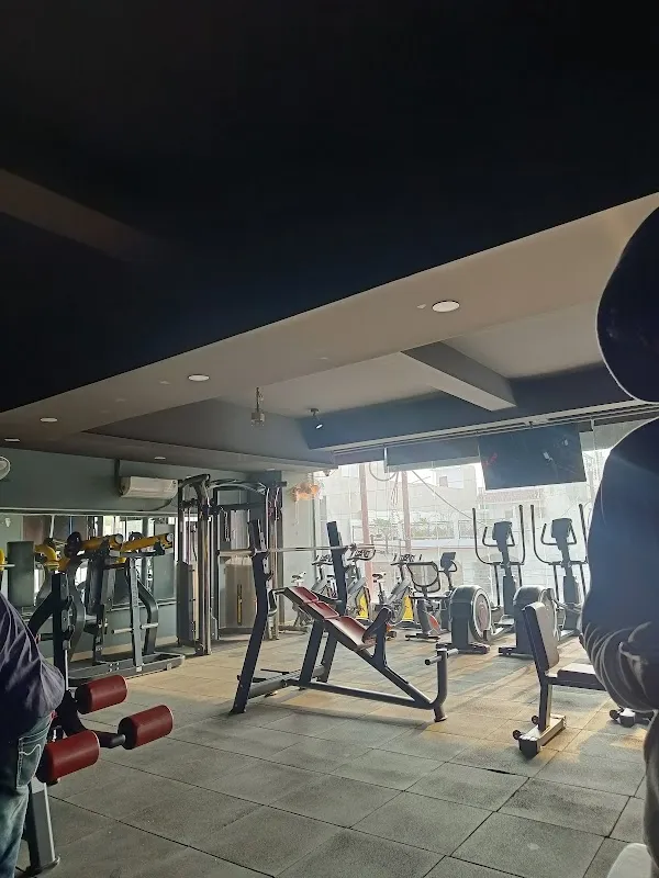 Sar Fitness-Best gym in Vrindavan Lucknow-Near me gym-Fitness centre-24×7 gym in Vrindavan Yojna lucknow