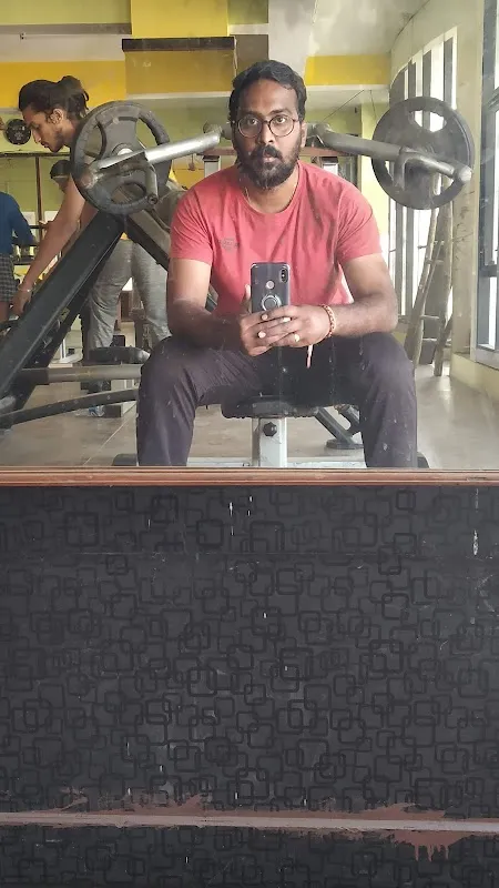 Max Muscle Gym and fitness studios