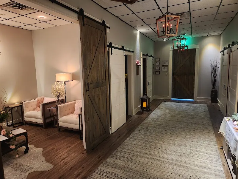 The Luxurious Massage and Spa