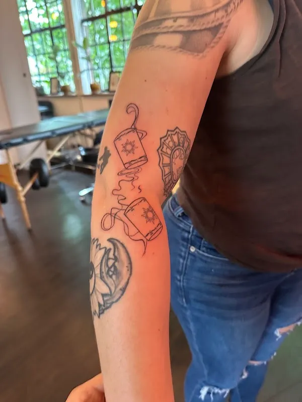 Lost Fox Tattoo