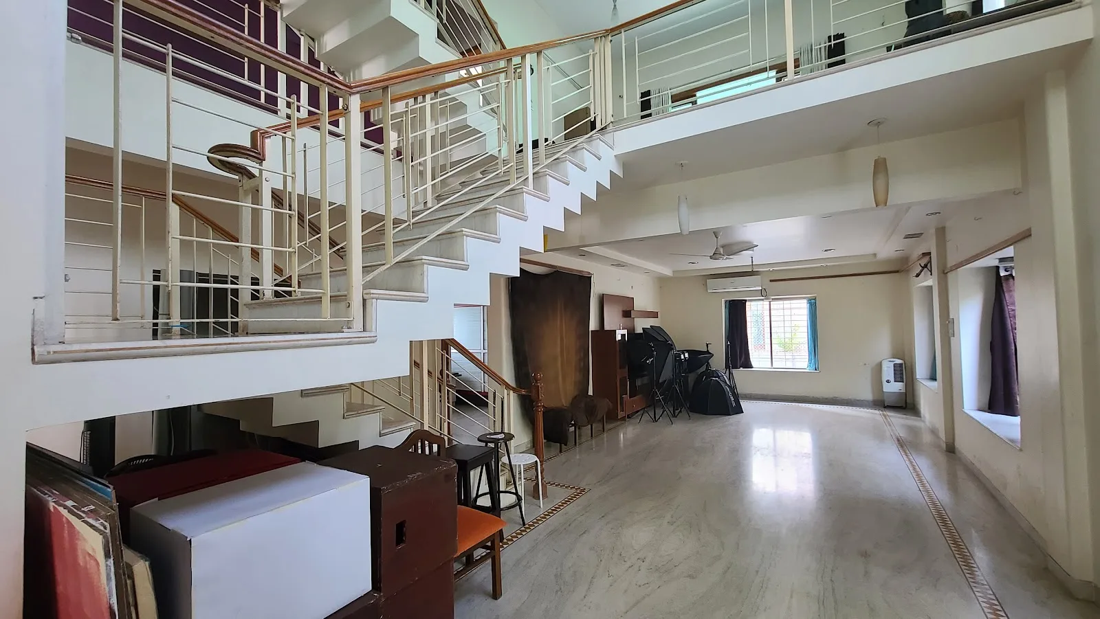 Sandeep Khade Studios