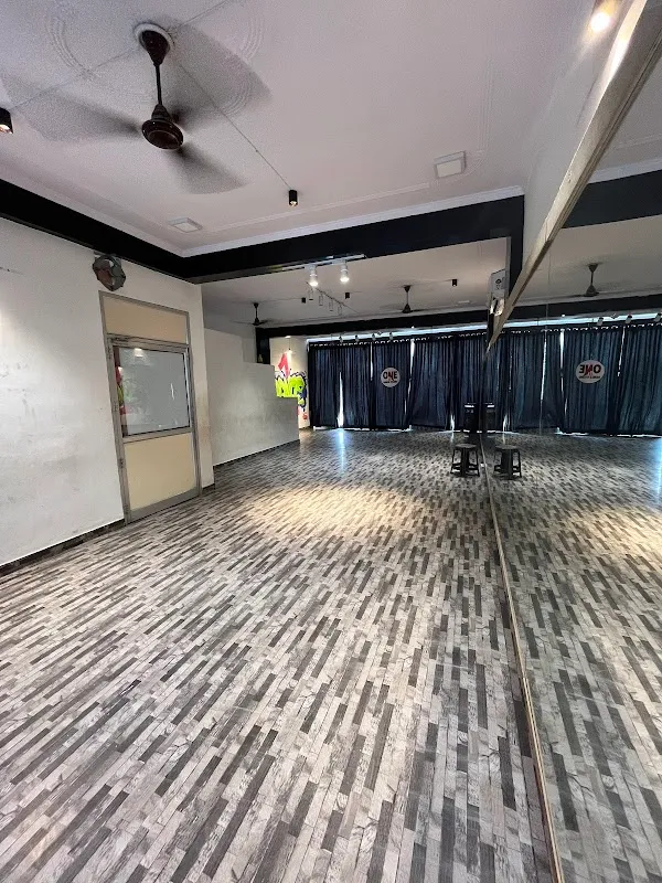 One Dance Studio