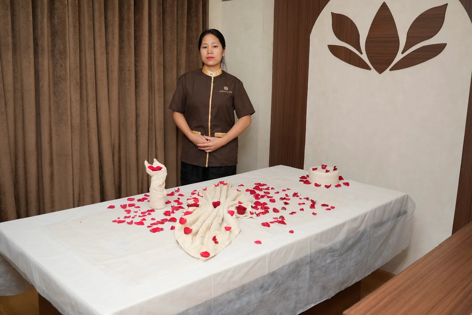 Auravy Spa Sadhu Vaswani Camp | No.1 Spa