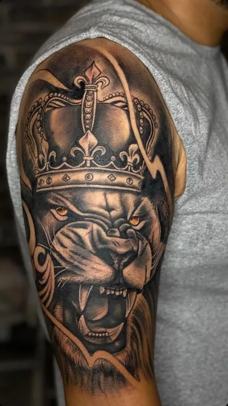 Inkline Tattoo Studio