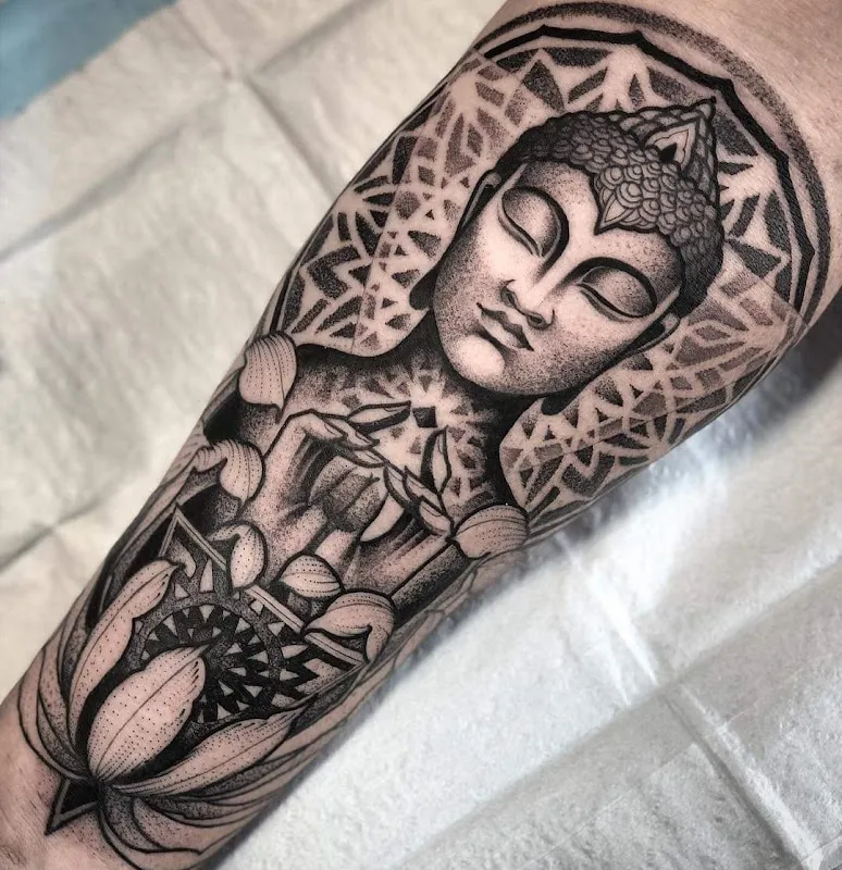 Inkline Tattoo Studio
