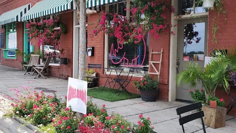 Pink Rhino Beauty Parlor