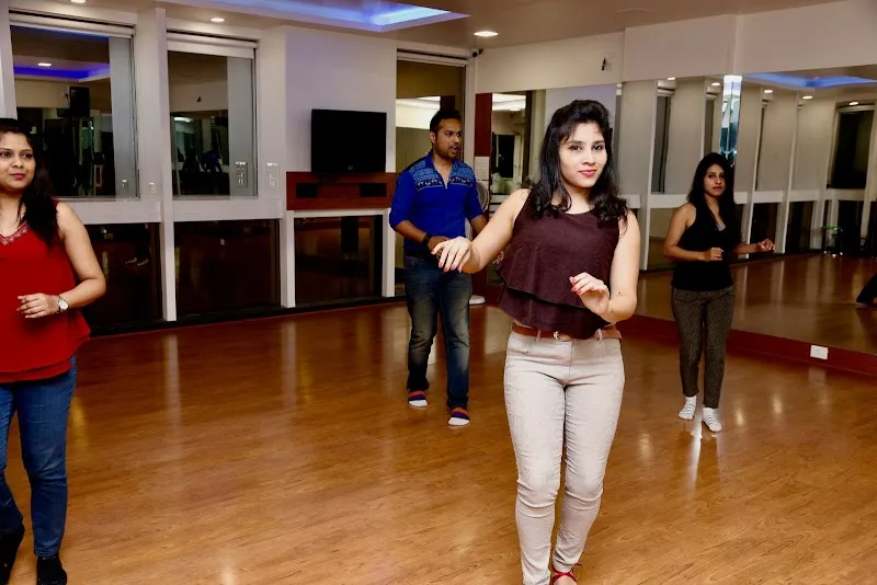 The Feet Circus - Salsa, Bachata, Zumba, Yoga, Bollywood, HipHop, BellyDance, Kids, Kathak, Semiclassical Dance Classes Pune