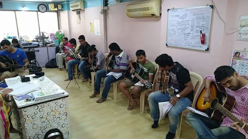 All Izz Well Art Academy
