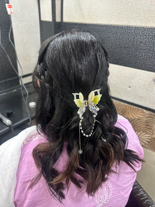 H&A beauty saloon