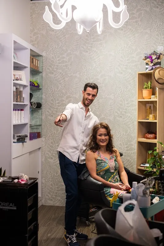 Immagine Italiana Hairstylist Expat & Curly Hair Specialist