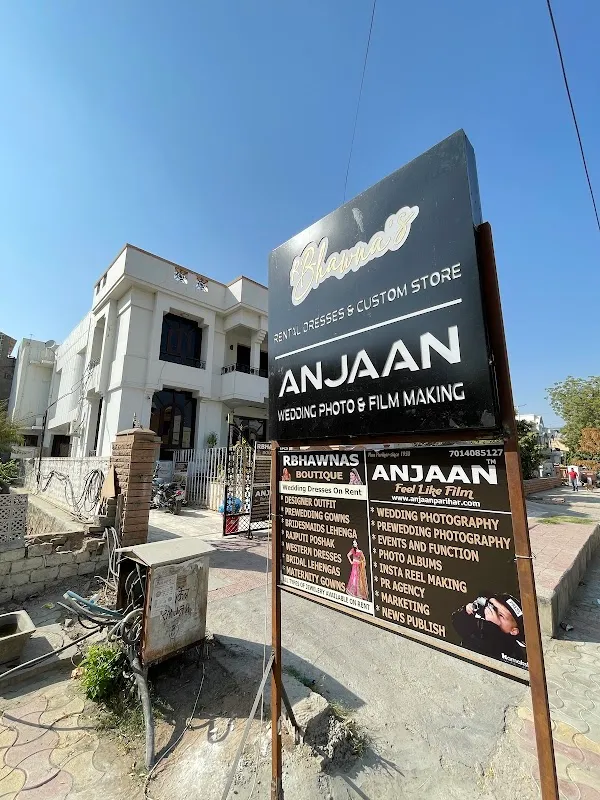 Anjaan Universe