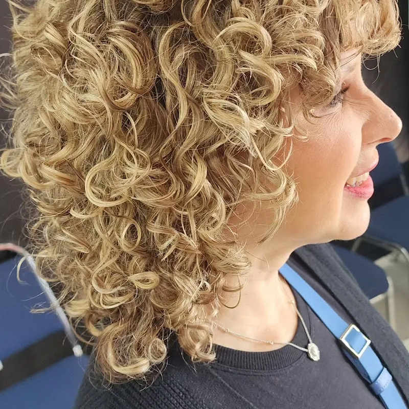 Lucy Hair Salon