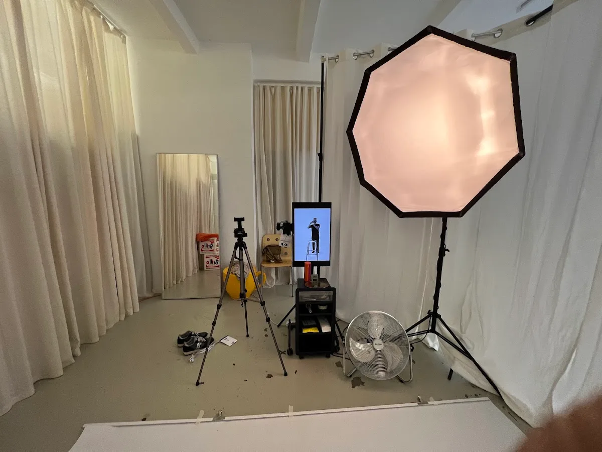 Ātma Self-Portrait Photo Studio in Berlin