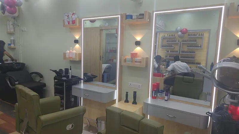 Laaibah Nails & Unisex Salon