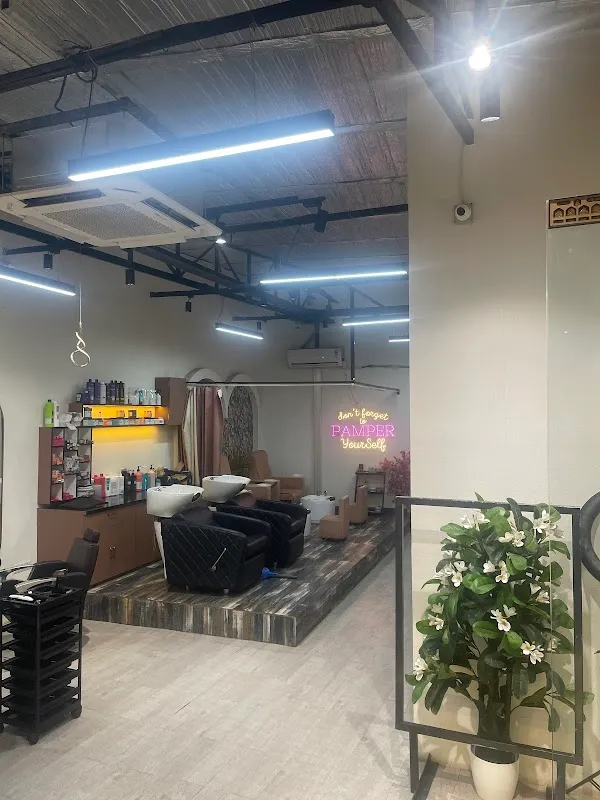 Nior Salon