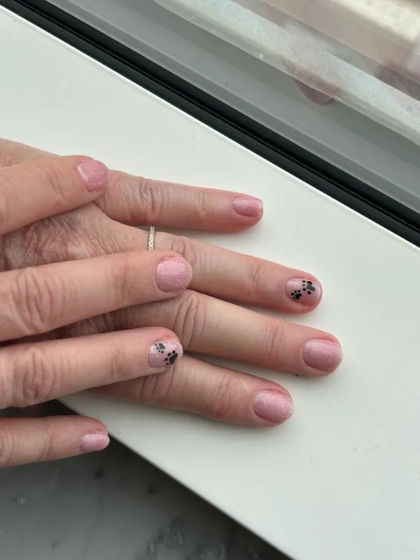 Jasmine Nails, Spa & Beauty - Mäster Samuelsgatan 71