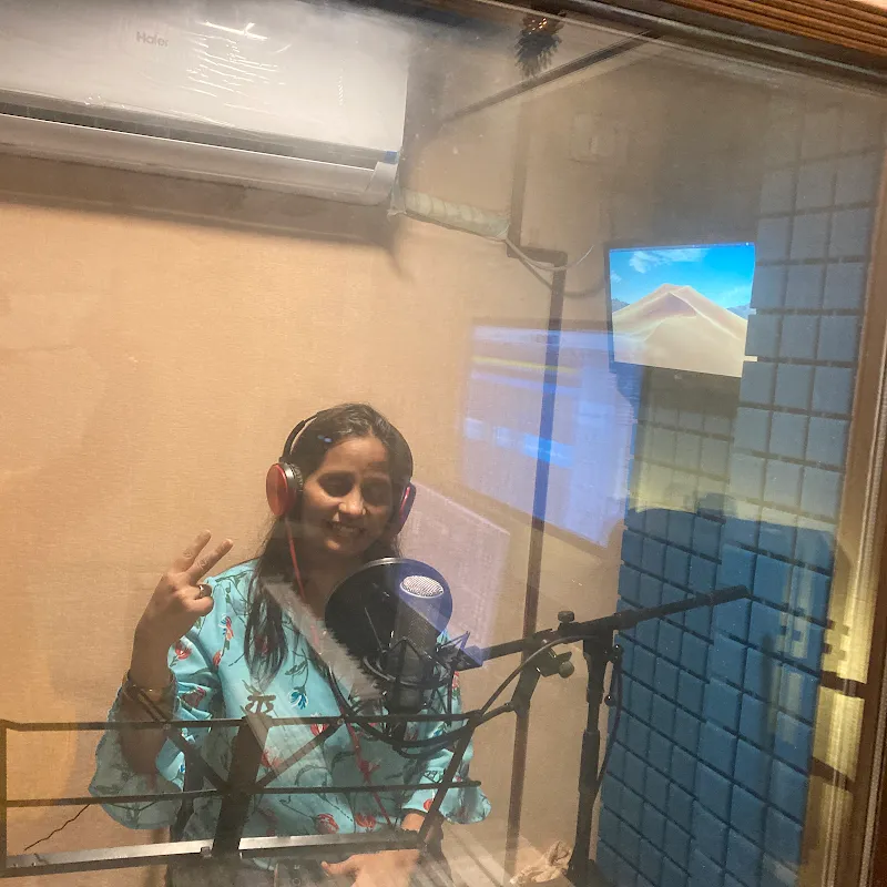 Lazuli studio (Laukik Morvekars recording studio)