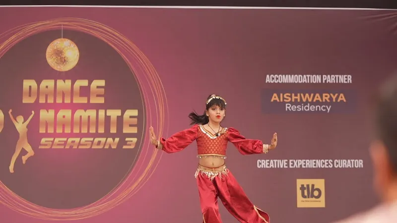 R Dance Academy