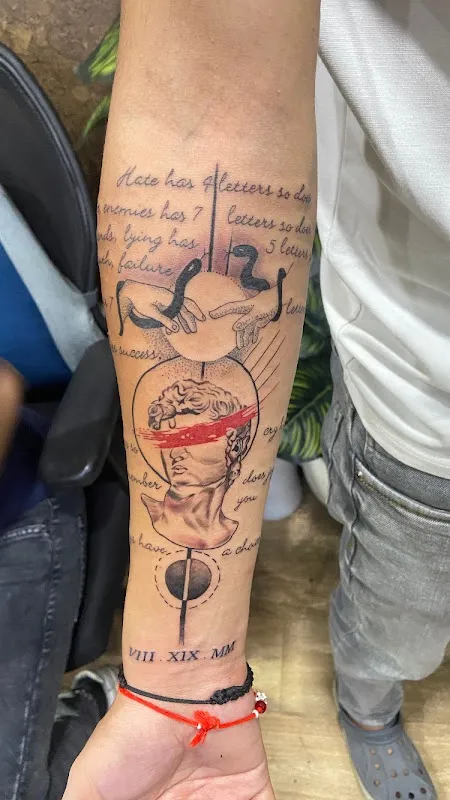 Colours Tattoo Piercing Studio