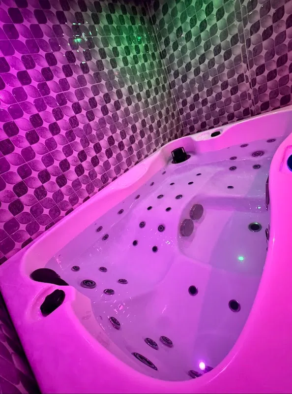 Icon Luxury Spa - Best Spa in New BEL Road
