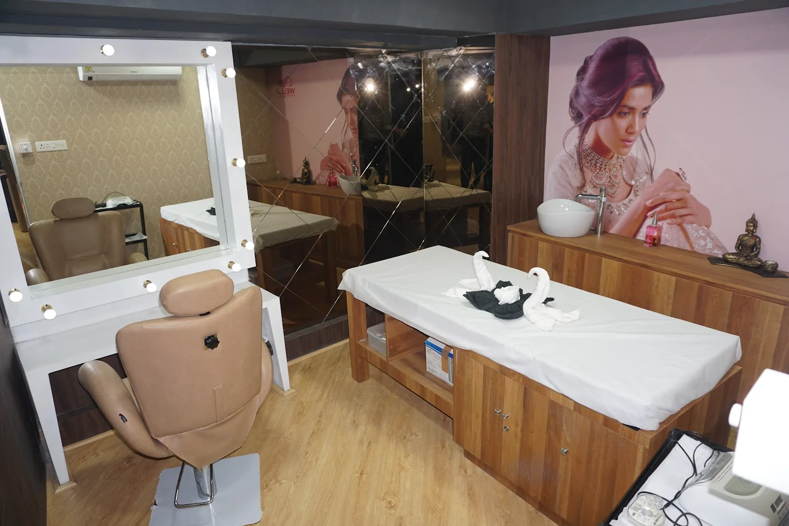 TONI&GUY Essensuals Hairdressing - Mount Road