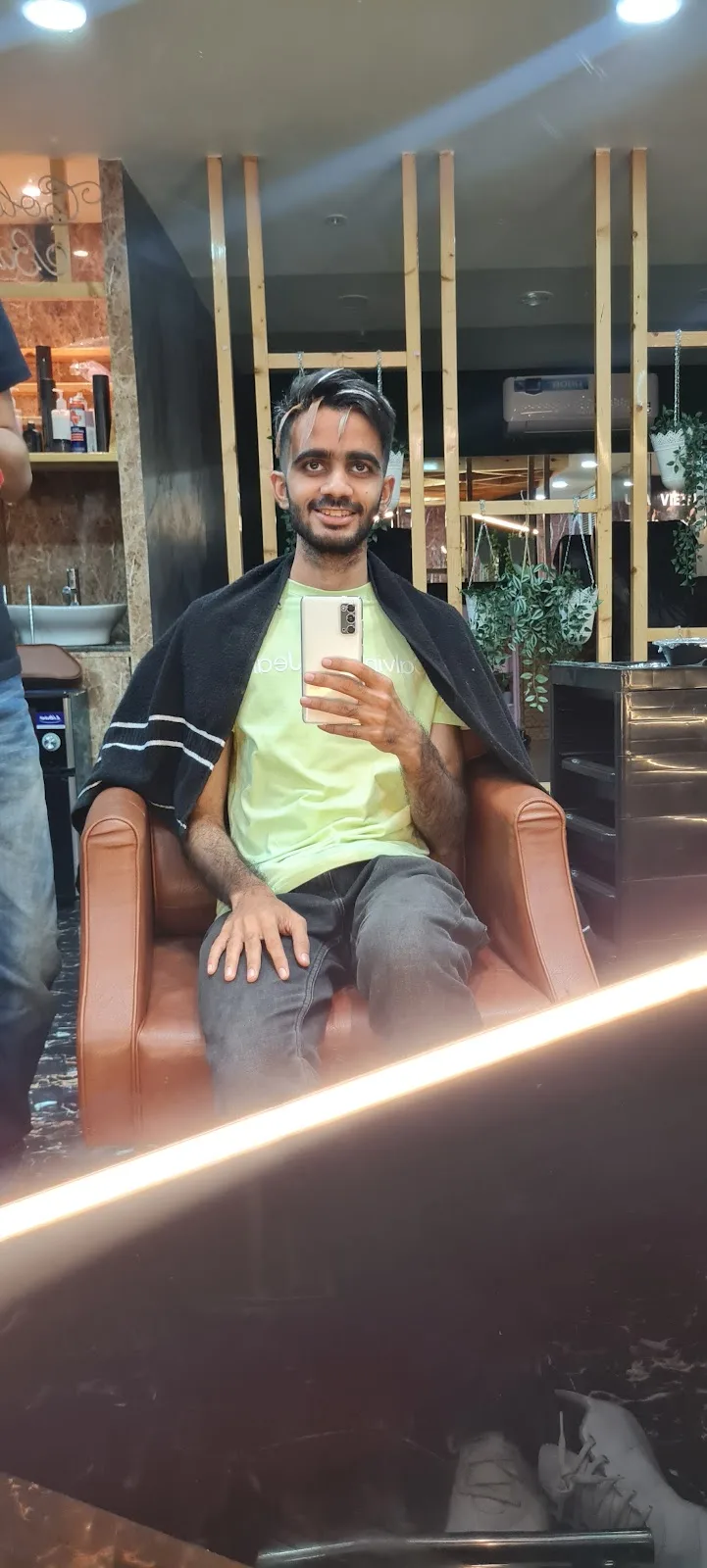 TONI&GUY Essensuals Hairdressing - Mount Road