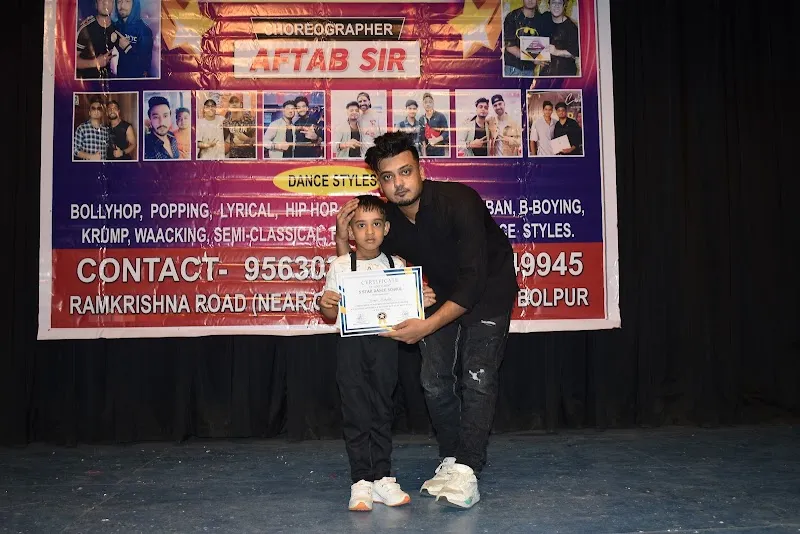 5 STAR DANCE SCHOOL